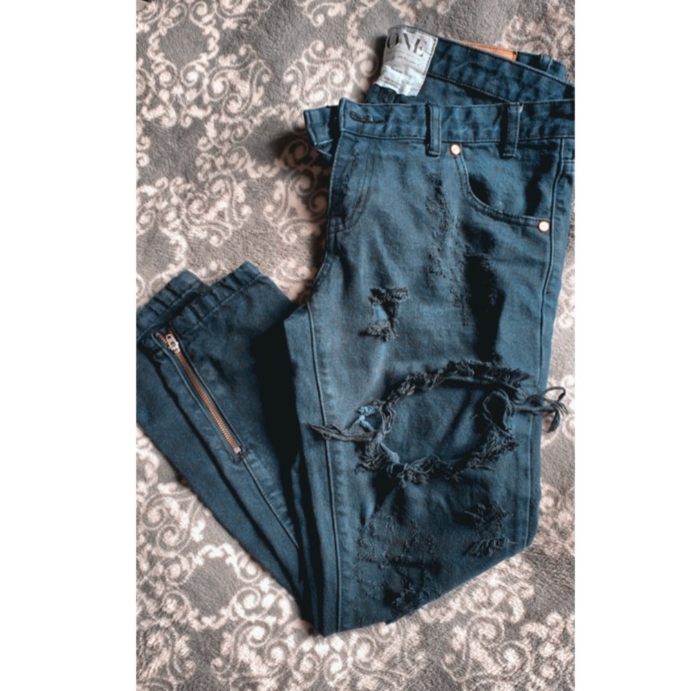 One Teaspoon Ripped jeans
